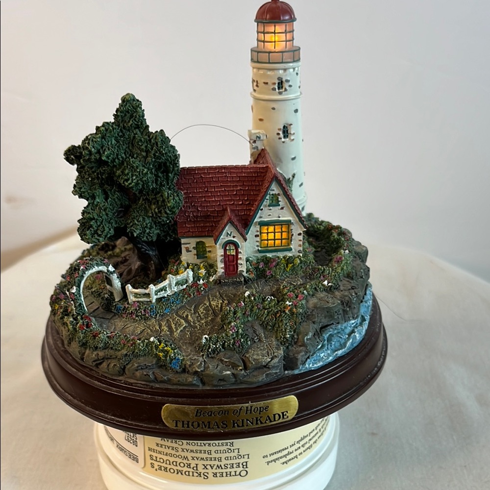 Thomas Kinkade Beacon of Hope Lighthouse Figurine
